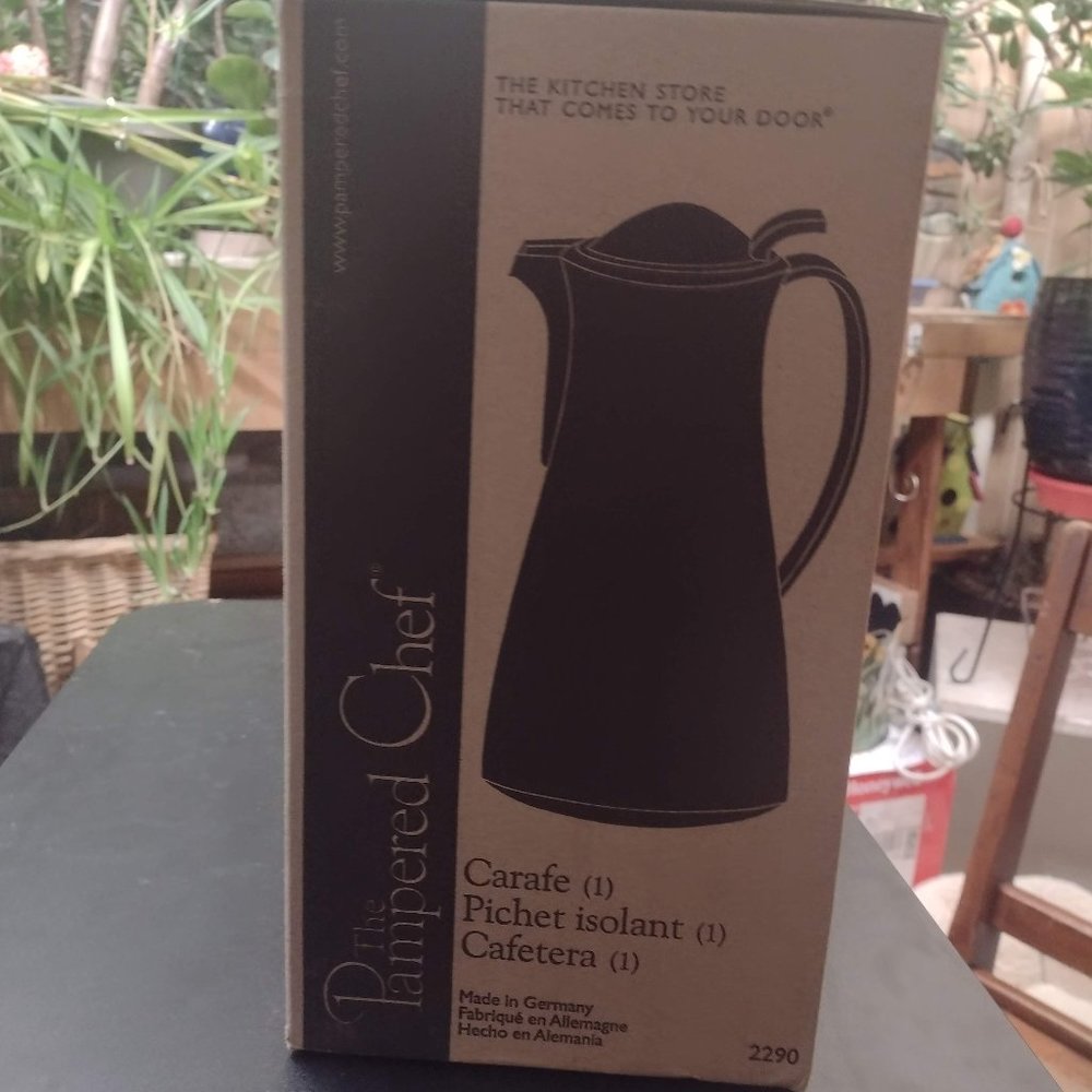 Pampered Chef Carafe